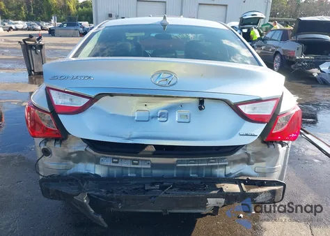 2011 Hyundai Sonata Limited z USA, uszkodzony, nr VIN 5NPEC4AC2BH235616